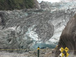 Filename=IMG_3485.jpg
Filesize=746KiB
Dimensions=1600x1200
Date added=Mar 24, 2007 IMG_3485.jpg